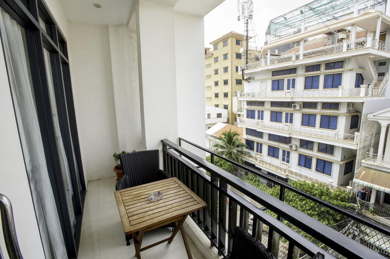 פנום פן White Residence Hotel & Apartment מראה חיצוני תמונה